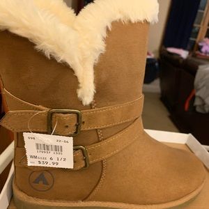 Airwalk Womens Nia Cozy Boot Airwalk Womens Nia Cozy Boot